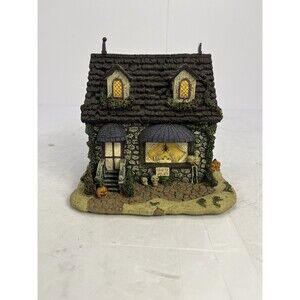 Hawthorne Village The Munsters Marilyns Cafe Halloween Collection